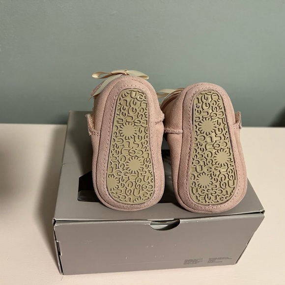 Ugg Jesse bow Boots - infants - Picture 4 of 5